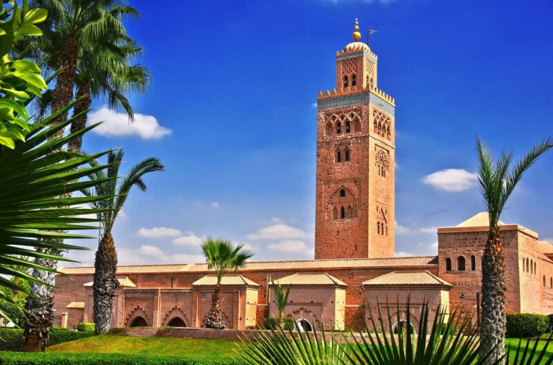 Arquitetura Sacra: Construções Religiosas Notáveis em Marrocos